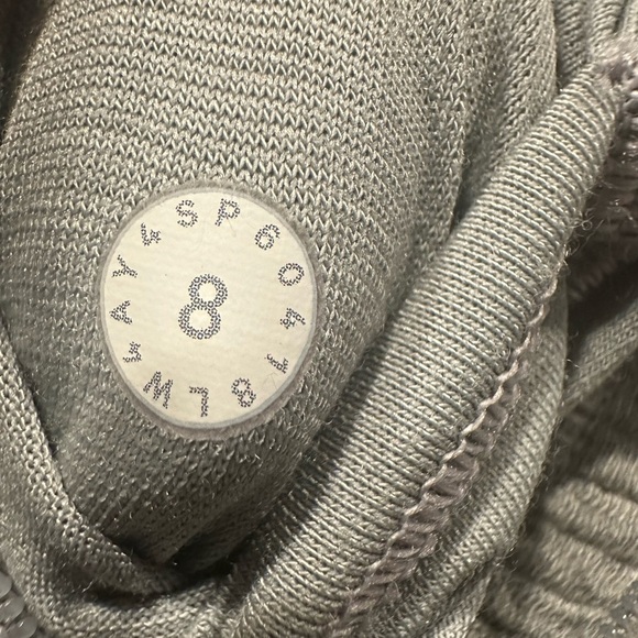 Lululemon🍋 On Repeat Bomber Jacket with Ribbed Hem Heathered  Light Gray Size 8 - Picture 8 of 8